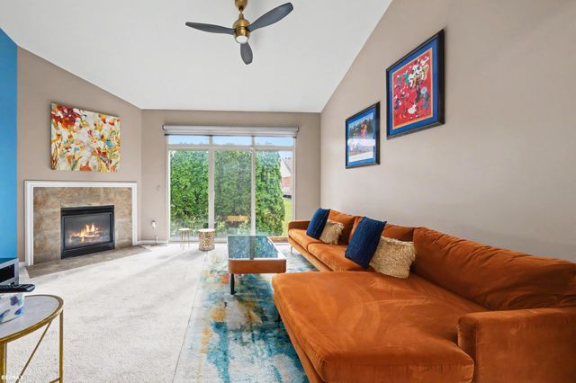 40990 Harvest Ln Lane, Clinton Twp, MI 48038