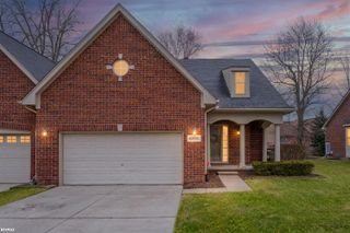 40990 Harvest Ln Lane, Clinton Twp, MI 48038