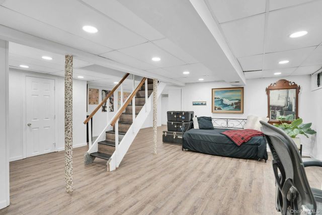 5 Stagg Lane, Commack, NY 11725