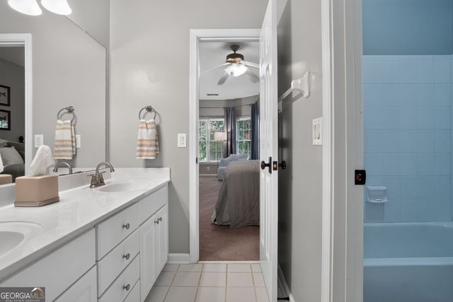 4240 Berkeley View Drive, Berkeley Lake, GA 30096