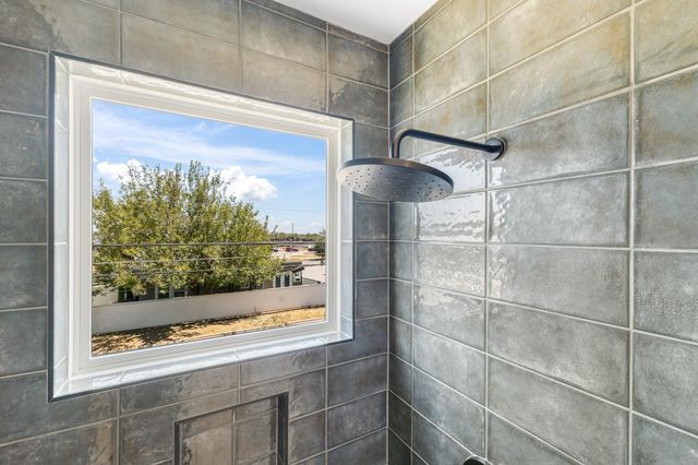 5108 Harmon Ave A, Austin, TX 78751