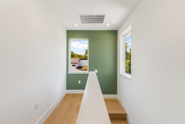 5108 Harmon Ave A, Austin, TX 78751