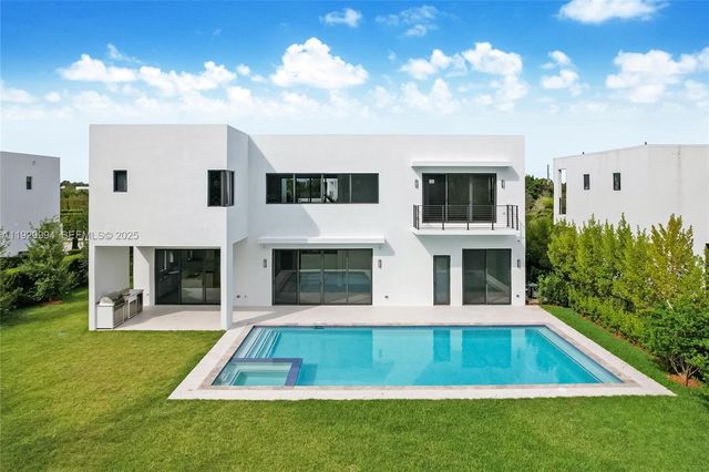 16492 S Botaniko Dr S, Weston, FL 33326