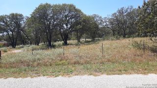 327 County Road 6875, Natalia, TX 78059