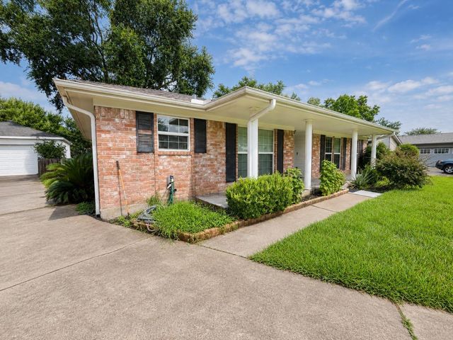 16122 Alta Mesa Drive, Houston, TX 77083