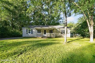 373 Fairhill Drive, Jackson, MS 39212