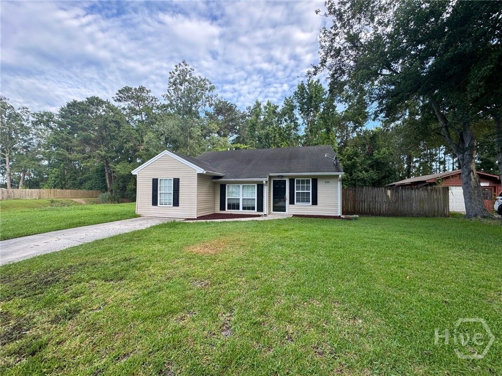 Image 1 of property listing at 426 Piercefield Drive, Richmond Hill, GA 31324