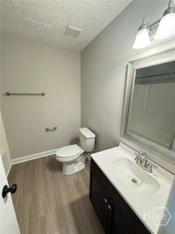 Image 13 of property listing at 426 Piercefield Drive, Richmond Hill, GA 31324