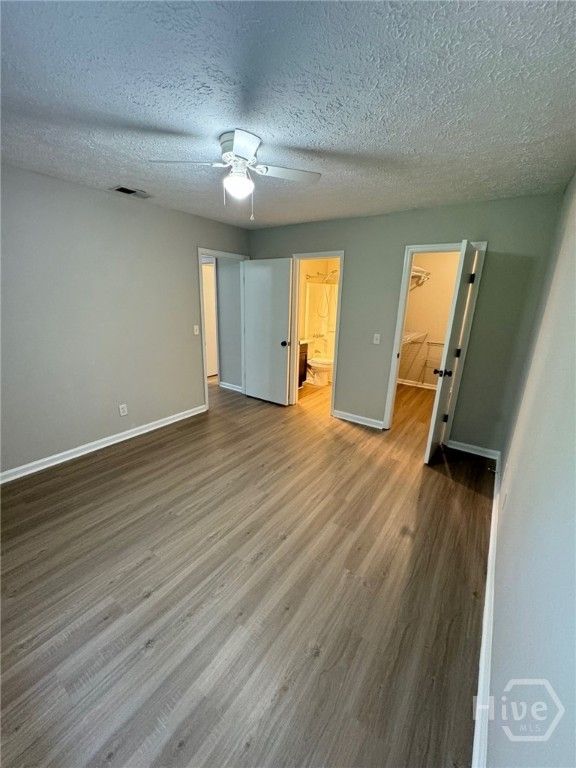 Image 16 of property listing at 426 Piercefield Drive, Richmond Hill, GA 31324