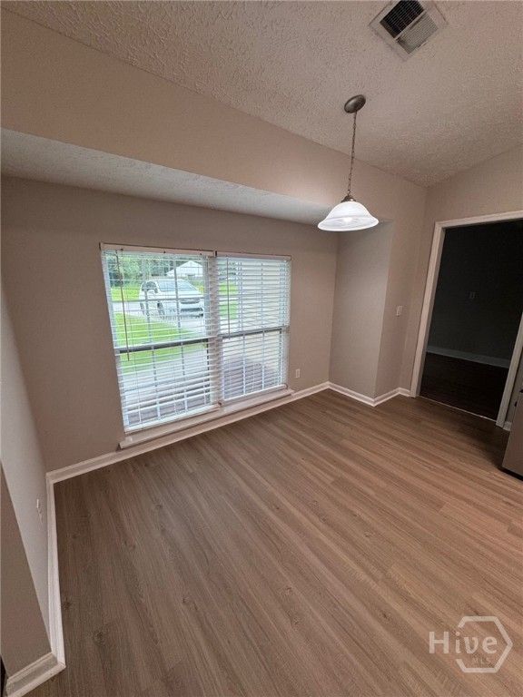 Image 6 of property listing at 426 Piercefield Drive, Richmond Hill, GA 31324