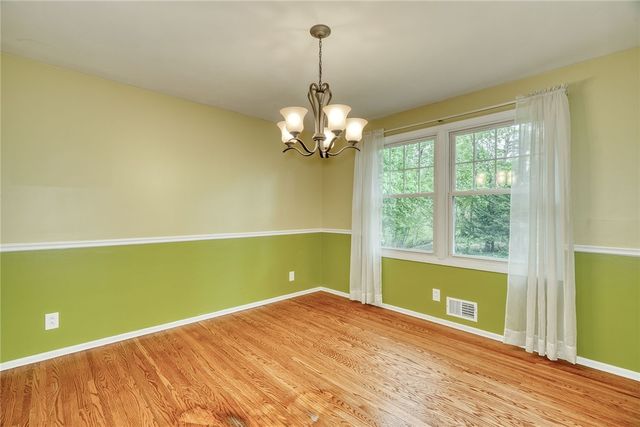 160 Courtly Circle, Greece, NY 14615