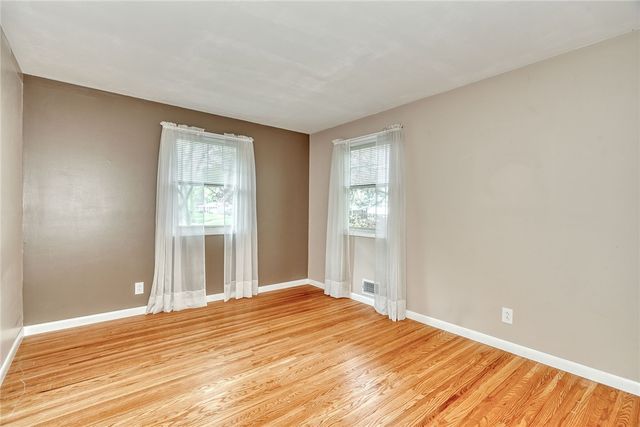 160 Courtly Circle, Greece, NY 14615