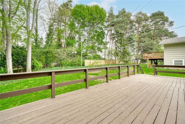 160 Courtly Circle, Greece, NY 14615