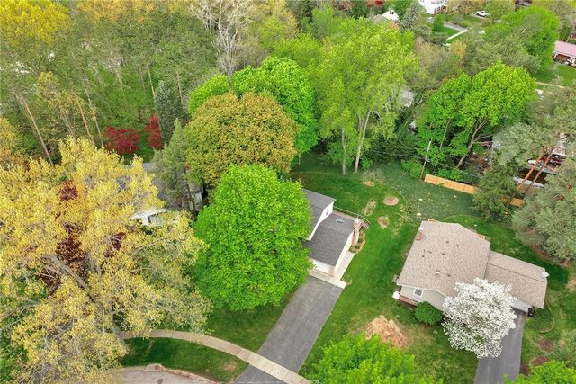 160 Courtly Circle, Greece, NY 14615
