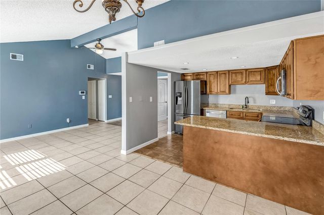 101 VALLEY DRIVE, Brandon, FL 33510