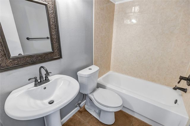 101 VALLEY DRIVE, Brandon, FL 33510