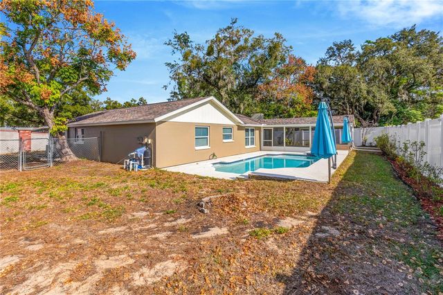 101 VALLEY DRIVE, Brandon, FL 33510