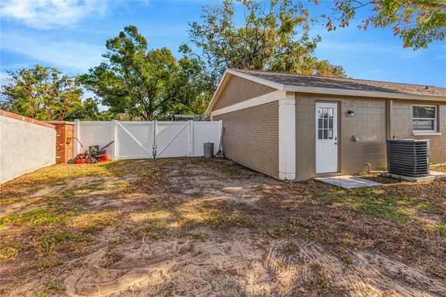 101 VALLEY DRIVE, Brandon, FL 33510