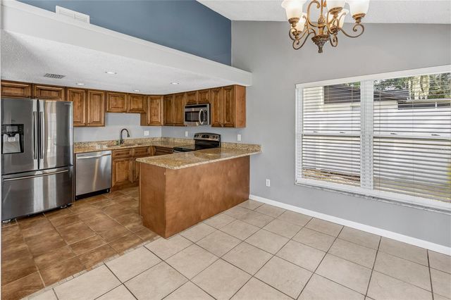 101 VALLEY DRIVE, Brandon, FL 33510