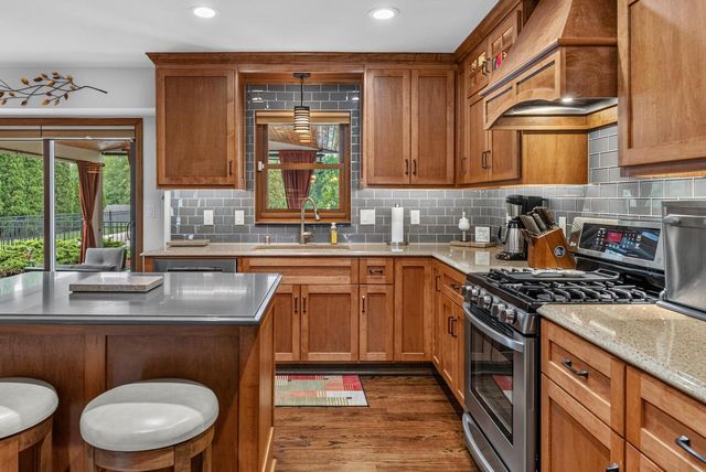 W144N4871 Stone DRIVE, Menomonee Falls, WI 53051