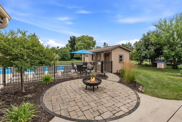 W144N4871 Stone DRIVE, Menomonee Falls, WI 53051