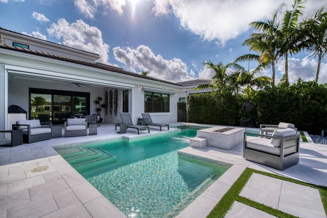 13651 Artisan Cir Circle, Palm Beach Gardens, FL 33418