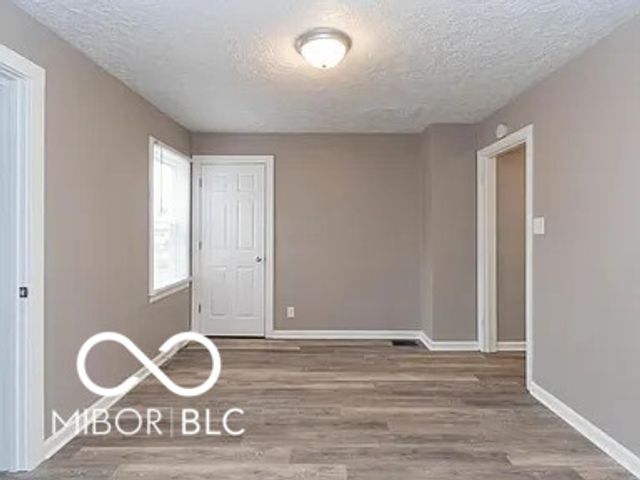 3755 N Hawthorne Lane, Indianapolis, IN 46218