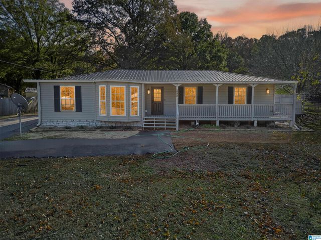 290 WOODARD AVENUE, Eastaboga, AL 36260