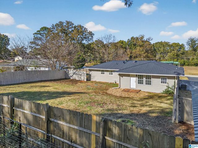 290 WOODARD AVENUE, Eastaboga, AL 36260