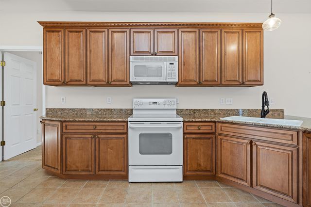 13782 Blue Beech Lane, Shelby Twp, MI 48315