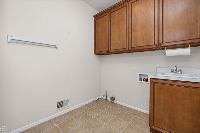 13782 Blue Beech Lane, Shelby Twp, MI 48315