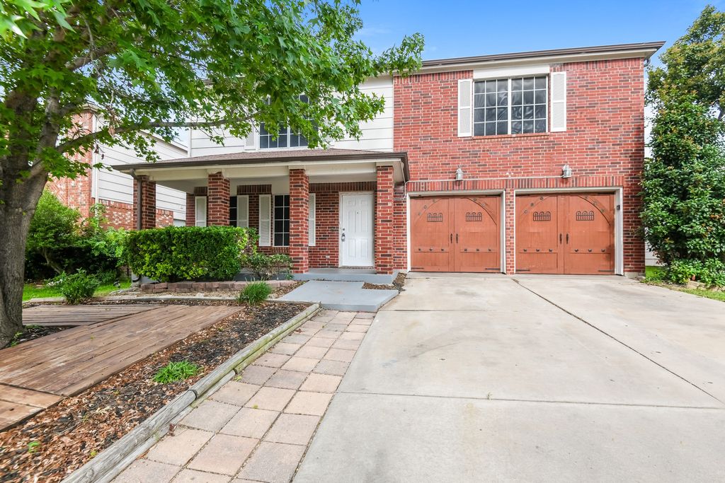 7018 Glenshire Drive, Arlington, TX 76002