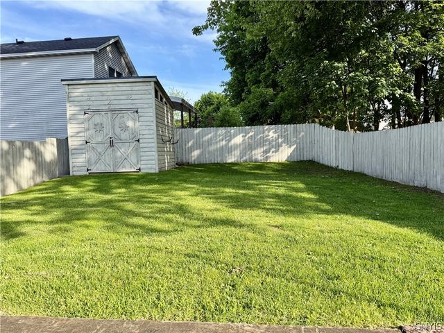 90 West Mohawk Street, Oswego, NY 13126