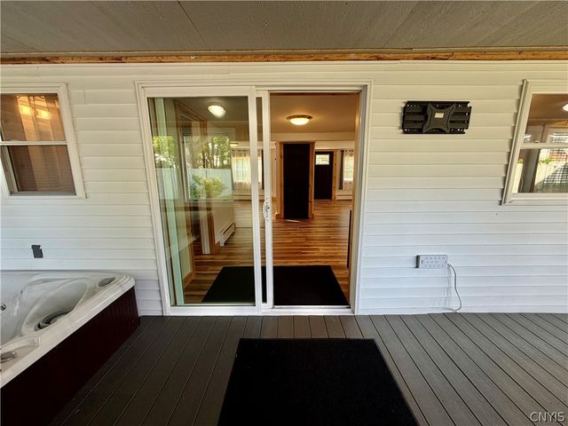 90 West Mohawk Street, Oswego, NY 13126