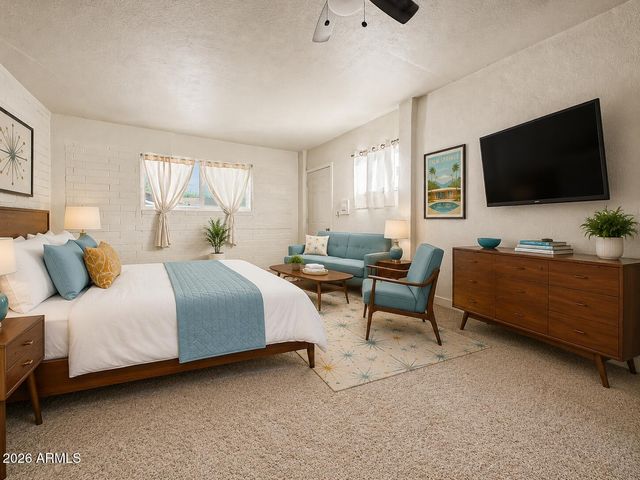 924 E GRANADA Avenue, Apache Junction, AZ 85119