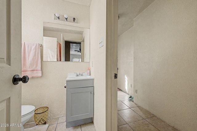 924 E GRANADA Avenue, Apache Junction, AZ 85119