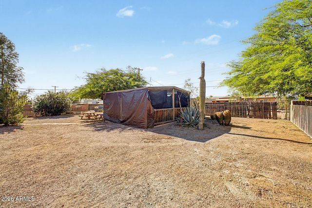 924 E GRANADA Avenue, Apache Junction, AZ 85119