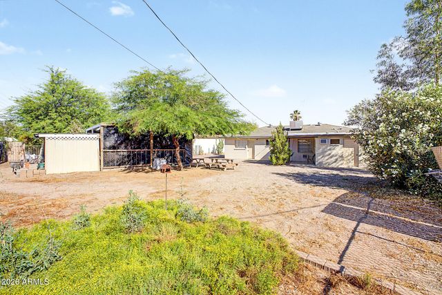 924 E GRANADA Avenue, Apache Junction, AZ 85119