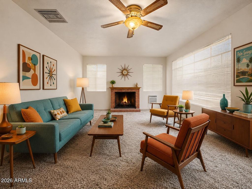 924 E GRANADA Avenue, Apache Junction, AZ 85119 — photo 2