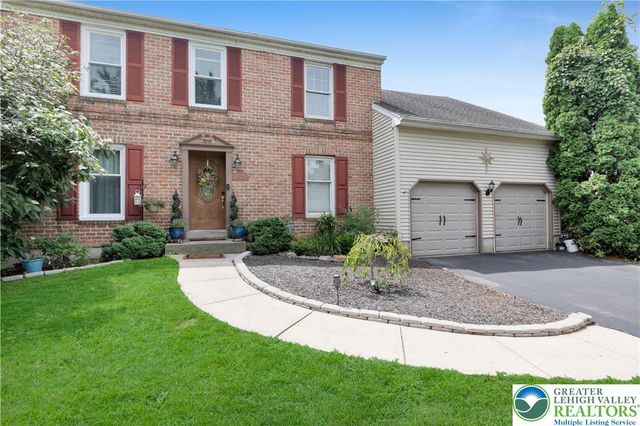 4531 Lenox Drive, Bethlehem City, PA 18017