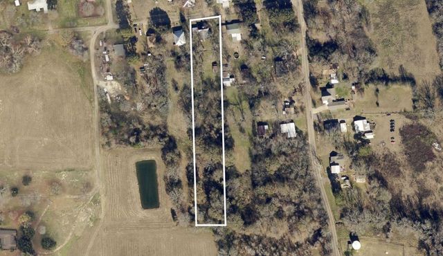 201 W Daingerfield Street, Omaha, TX 75571