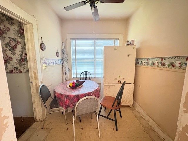 201 W Daingerfield Street, Omaha, TX 75571