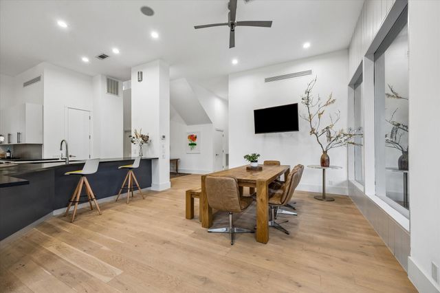1601 Pine Chase Drive, Houston, TX 77055