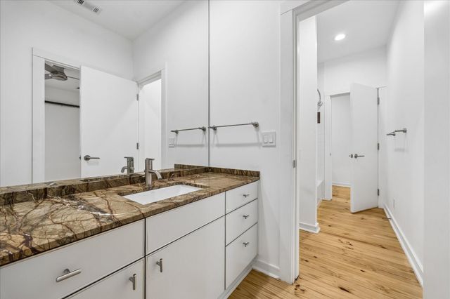 1601 Pine Chase Drive, Houston, TX 77055
