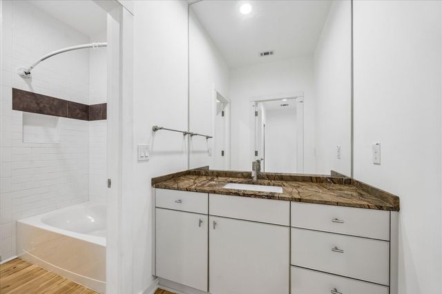 1601 Pine Chase Drive, Houston, TX 77055