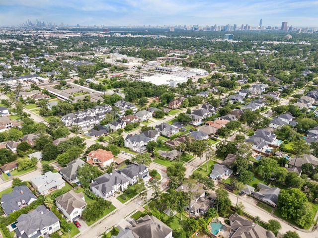 1601 Pine Chase Drive, Houston, TX 77055