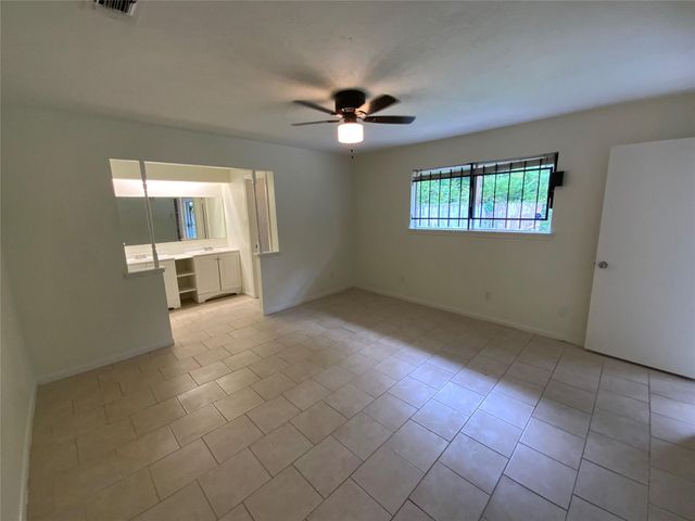 7710 Ashmole Lane, Houston, TX 77088