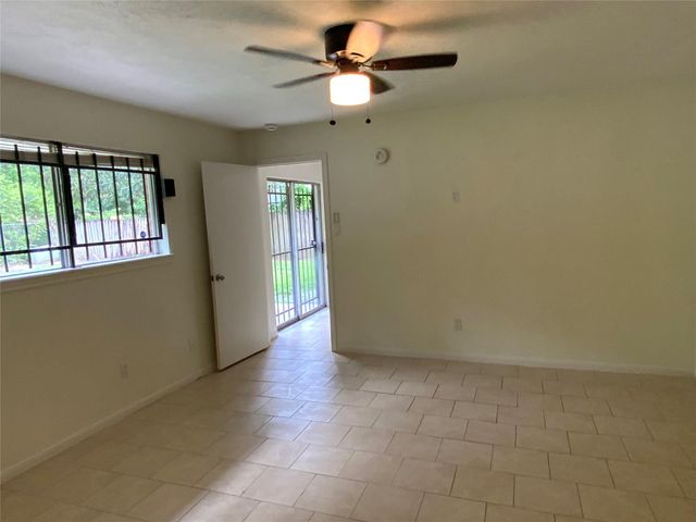 7710 Ashmole Lane, Houston, TX 77088