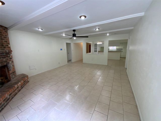 7710 Ashmole Lane, Houston, TX 77088