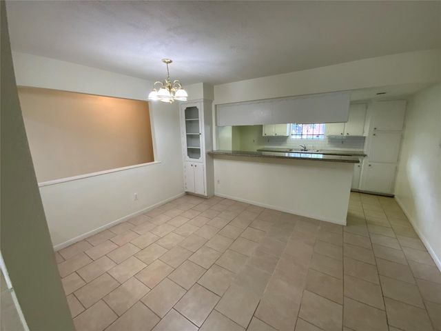 7710 Ashmole Lane, Houston, TX 77088
